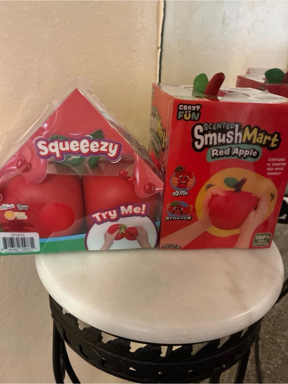 SmushMart Scented Red Apple & Squeeezy Cherry combo - Picture 4 of 4